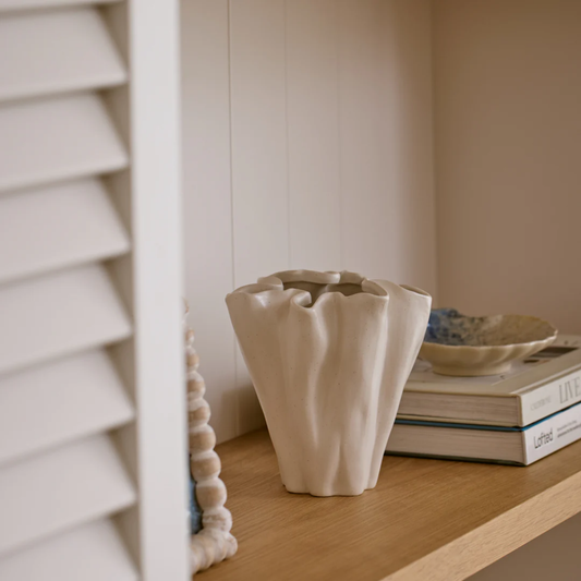 Ripple Cream Vase