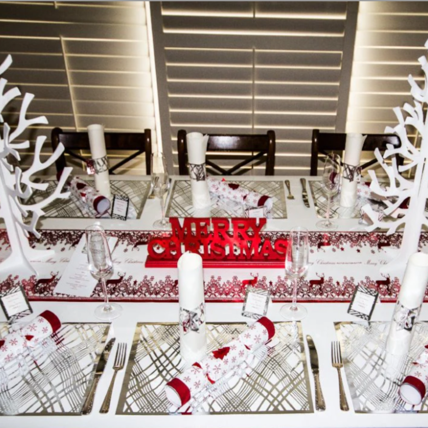 Christmas Place Matters Instant Table Setting